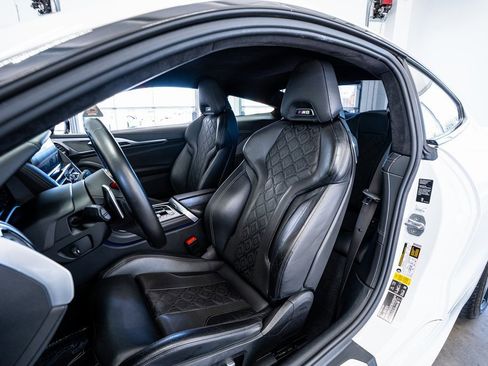 Used 2020 BMW M8 Coupe w/ Driving Assistance Package image 38