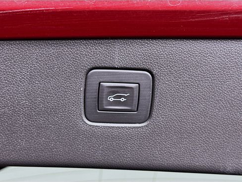 Used 2025 Buick Envista Sport Touring w/ Convenience I Package FWD image 27
