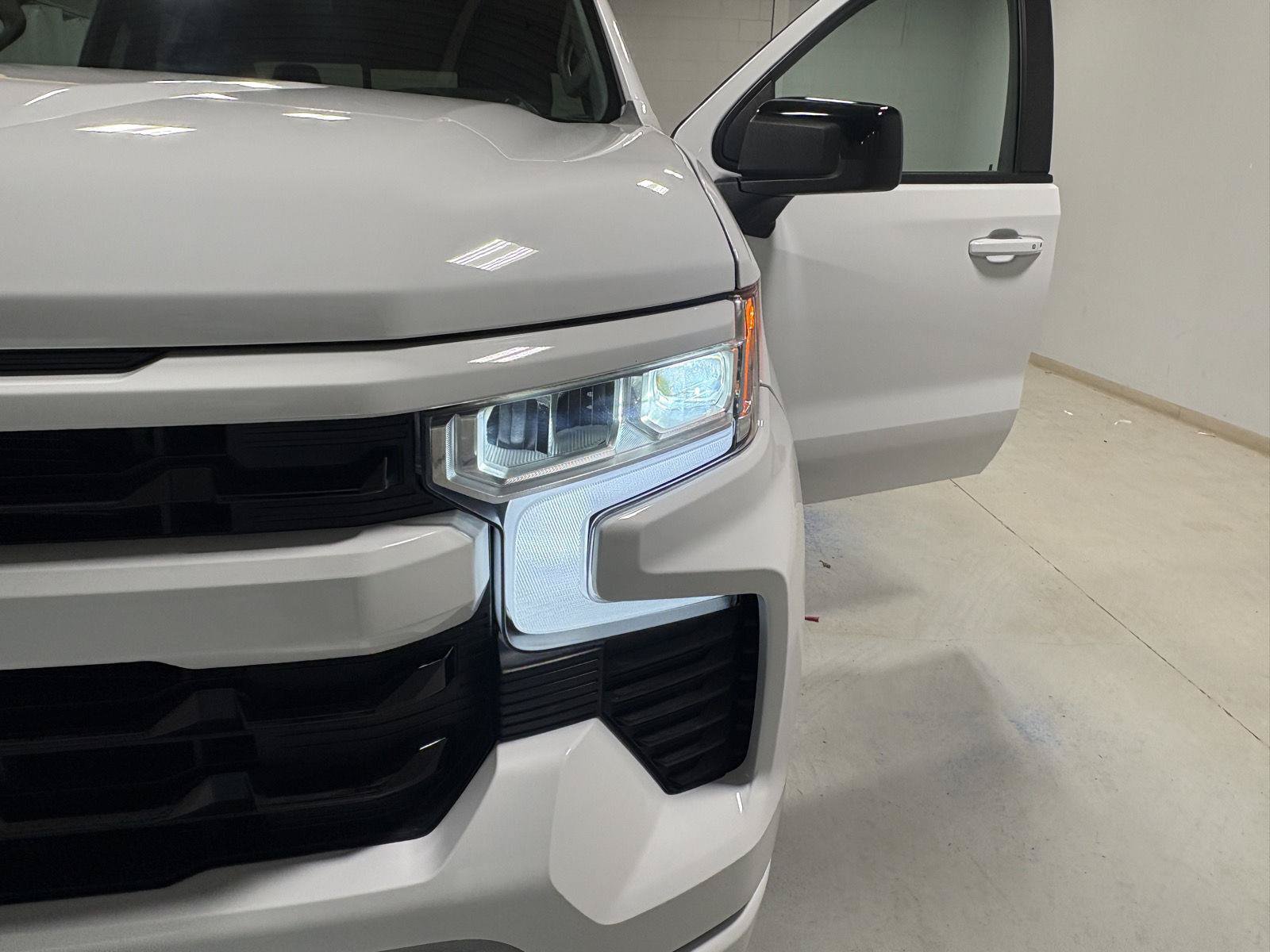 Used 2023 Chevrolet Silverado 1500 RST AWD/4WD image 23