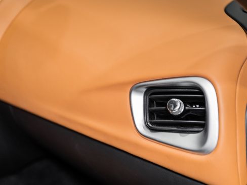 Used 2017 Aston Martin DB11 V12 image 35