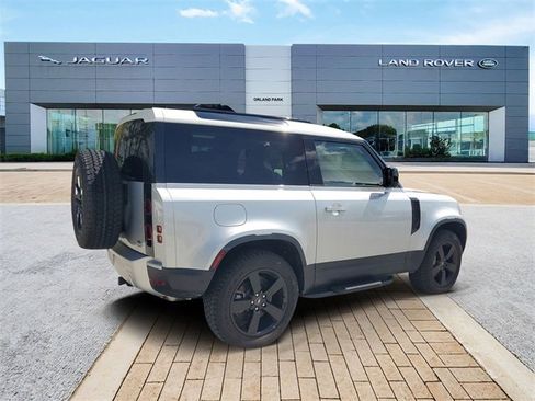 Used 2021 Land Rover Defender 90 First Edition image 5