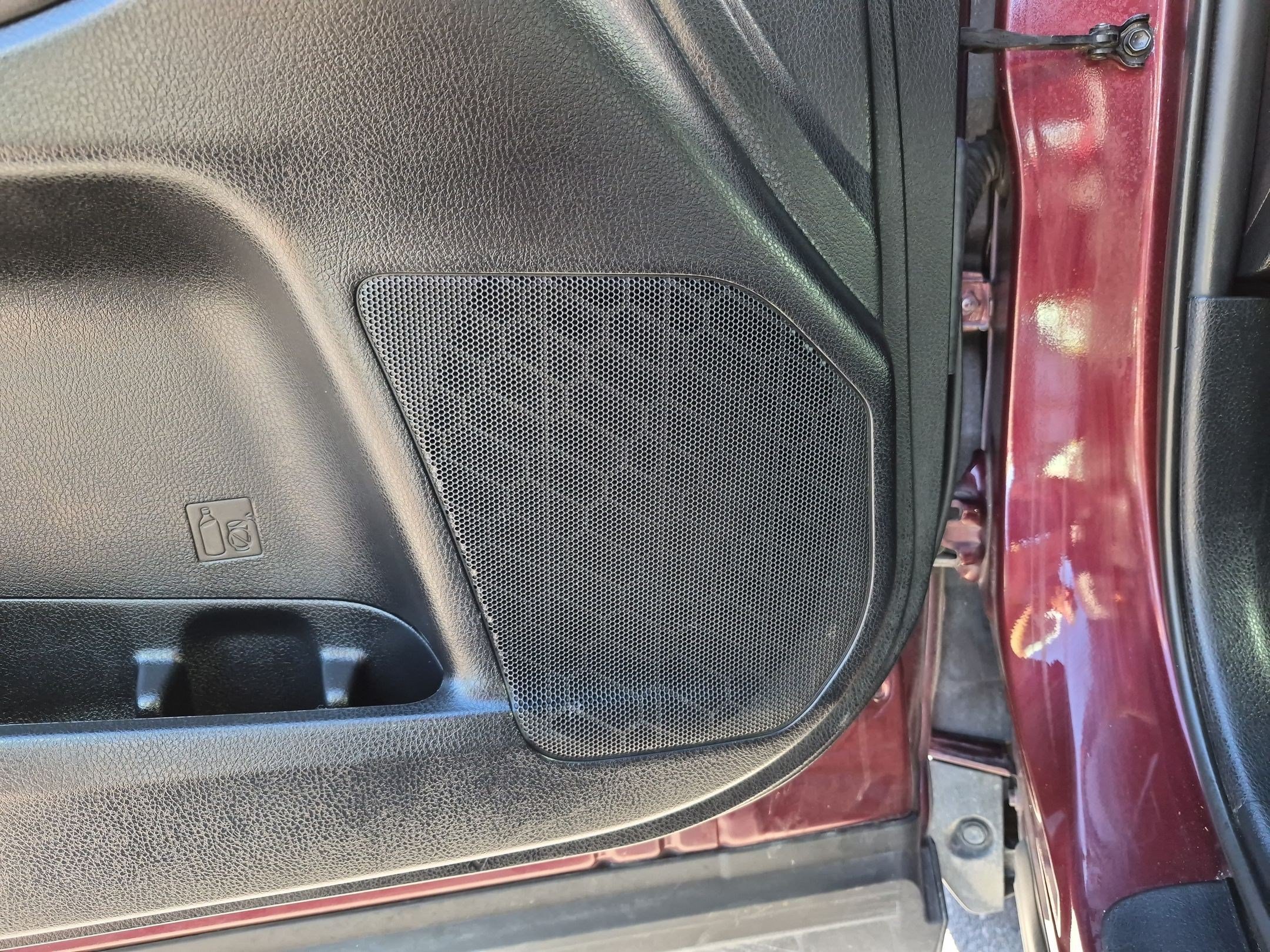 Used 2019 Toyota Highlander XLE AWD/4WD image 15