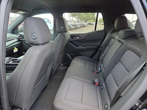 New 2026 Chevrolet Equinox LT w/ Midnight Edition FWD image 7