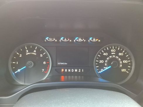 Used 2015 Ford F150 XLT w/ Equipment Group 302A Luxury AWD/4WD image 20