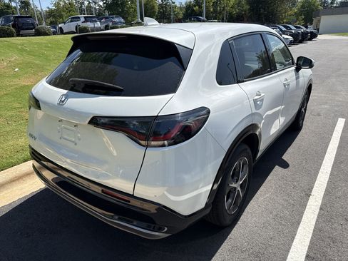 Used 2025 Honda HR-V EX-L image 9