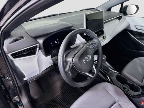 Used 2025 Toyota Corolla FX w/ Convenience Package FWD image 3