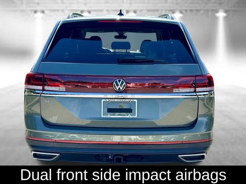 Certified 2026 Volkswagen Atlas SE w/ Panoramic Sunroof Package FWD image 6