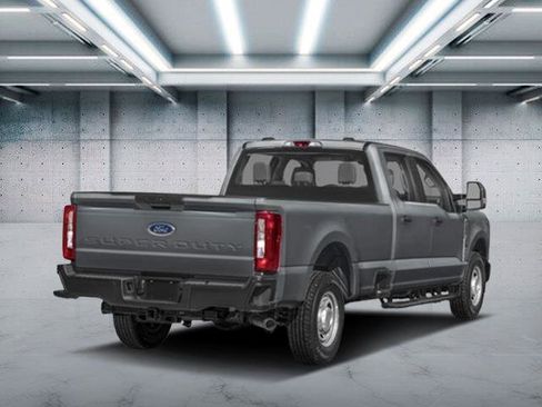 New 2026 Ford F250 XL w/ XL Chrome Package image 2
