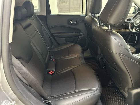 Used 2019 Jeep Compass Latitude w/ Cold Weather Group image 19