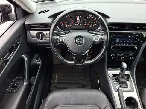 Used 2020 Volkswagen Passat 2.0T R-Line FWD image 13