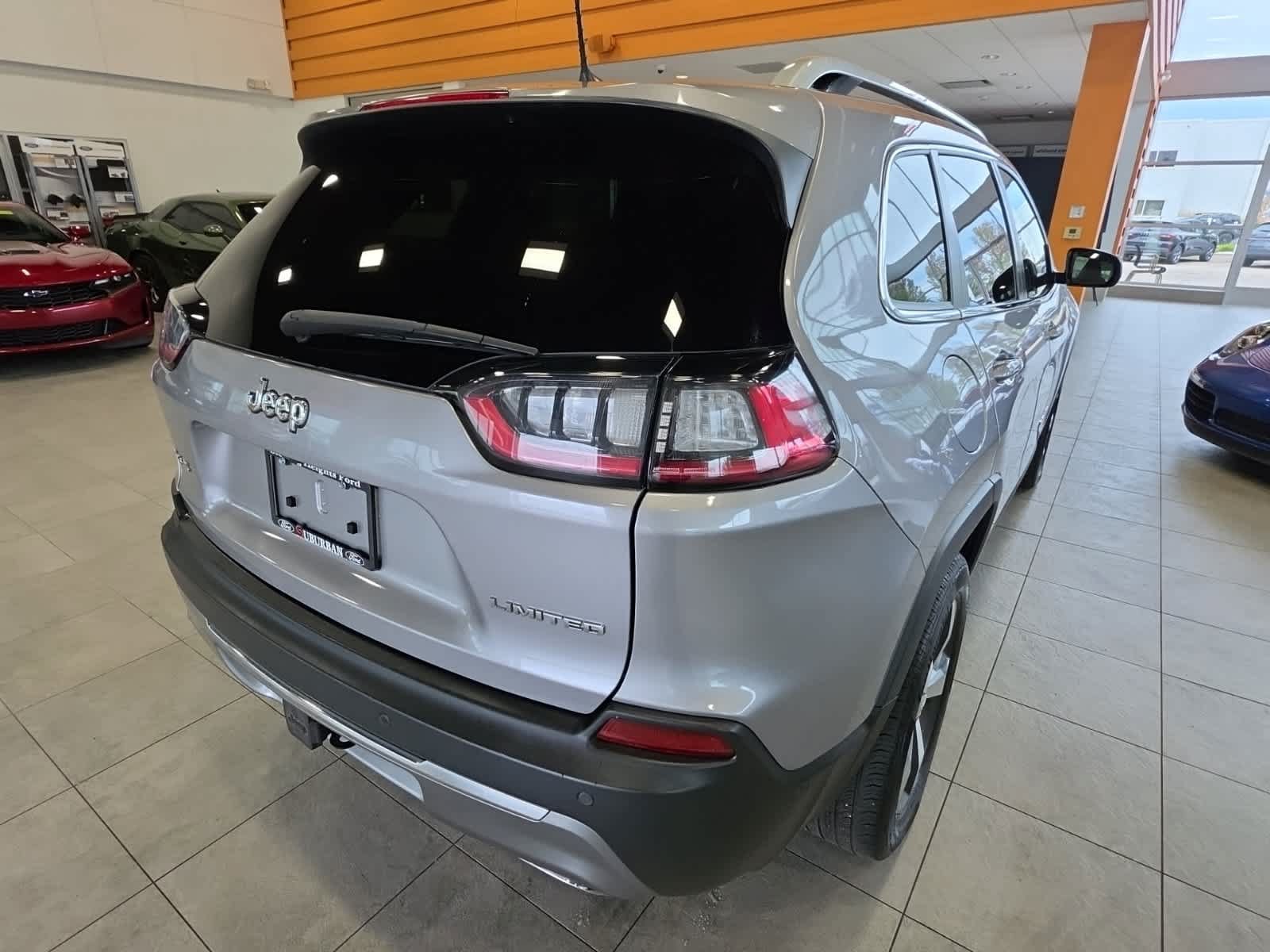 Used 2021 Jeep Cherokee Limited w/ Trailer Tow Group AWD/4WD image 7