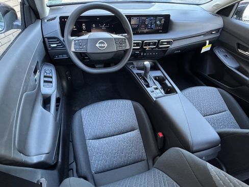 New 2026 Nissan Sentra SV w/ Floor Mat Package FWD image 19