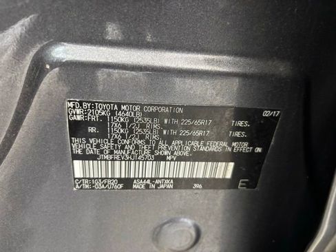 Used 2017 Toyota RAV4 LE AWD/4WD image 23