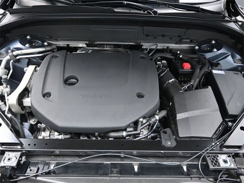 Certified 2022 Volvo XC60 B6 Inscription w/ Advanced Package image 32