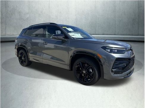 New 2026 Volkswagen Tiguan SE R-Line AWD/4WD image 7
