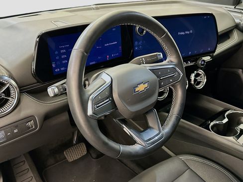 Used 2024 Chevrolet Blazer EV LT AWD/4WD image 18
