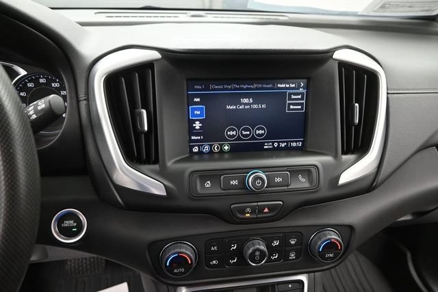 Used 2024 GMC Terrain SLE w/ Driver Convenience Package FWD image 32