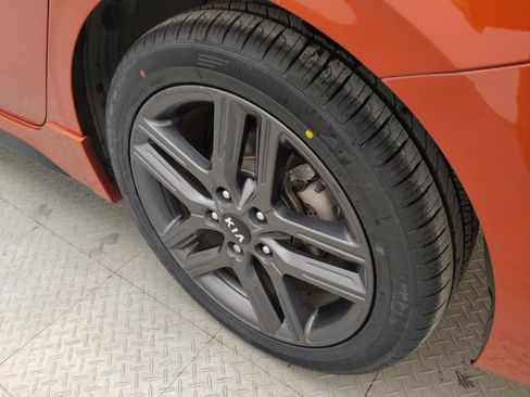 Used 2020 Kia Forte GT-Line image 31