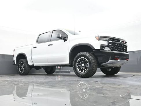Used 2024 Chevrolet Silverado 1500 ZR2 w/ Technology Package AWD/4WD image 58