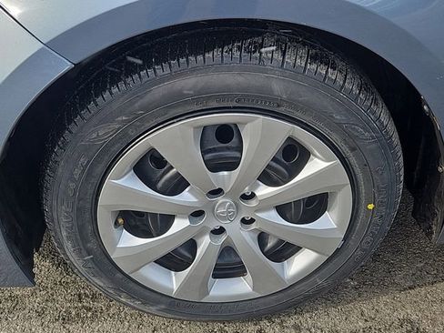 Used 2023 Toyota Corolla LE image 7
