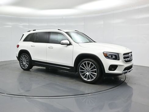 Used 2021 Mercedes-Benz GLB 250 image 27