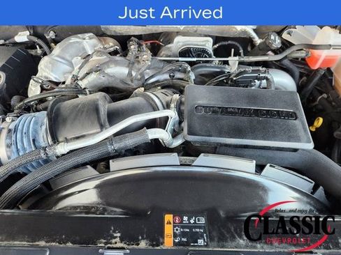 Used 2024 Chevrolet Silverado 2500 ZR2 w/ Technology Package image 43