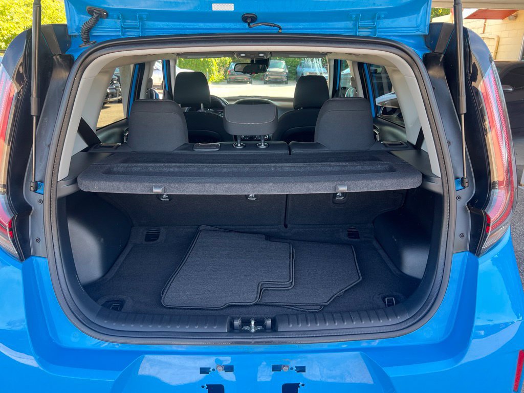 Certified 2024 Kia Soul EX FWD image 12