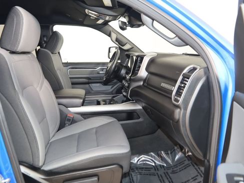 Used 2022 RAM 1500 Big Horn AWD/4WD image 12