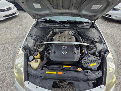 Used 2004 Nissan 350Z Touring image 20