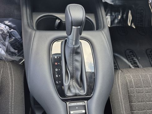 Used 2023 Honda HR-V LX image 25