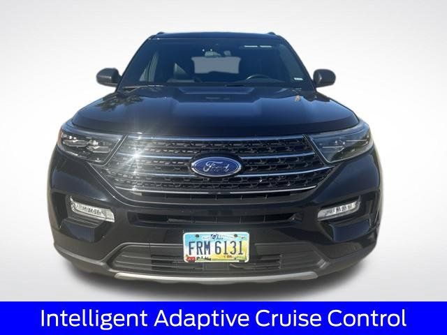 Used 2020 Ford Explorer XLT w/ Equipment Group 202A AWD/4WD image 11
