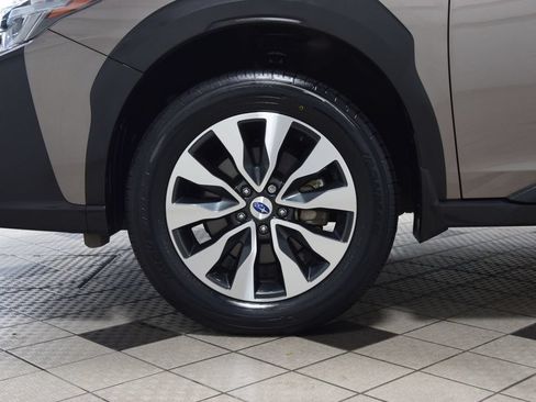 Used 2023 Subaru Outback Limited AWD/4WD image 27