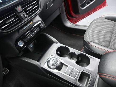 Used 2023 Ford Escape ST-Line w/ Tech Pack #1 FWD image 17