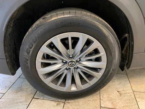 Used 2024 MAZDA CX-90 3.3 Turbo w/ Preferred Plus AWD/4WD image 11