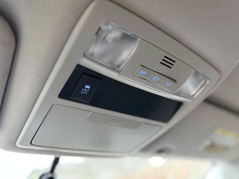 Used 2017 Toyota Tacoma SR5 w/ Tow Package image 36