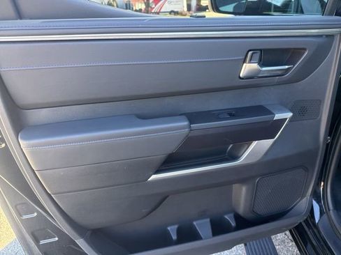 Used 2023 Toyota Tundra Platinum w/ Advanced Package image 20