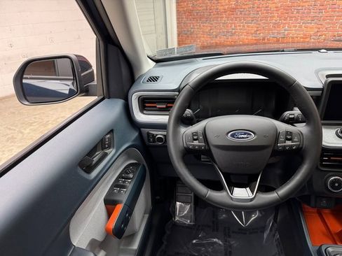 Used 2023 Ford Maverick XLT w/ XLT Luxury Package image 13