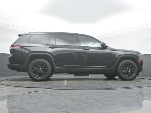 Used 2024 Jeep Grand Cherokee L Altitude image 49