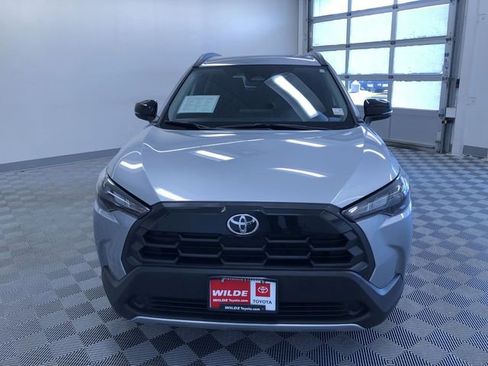Used 2026 Toyota Corolla Cross LE FWD image 15