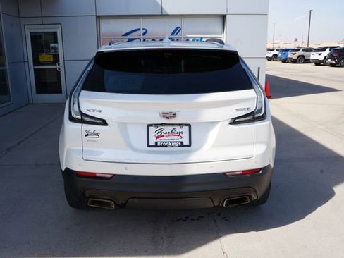 Used 2022 Cadillac XT4 Sport AWD/4WD image 38