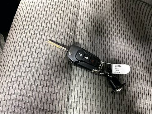 Used 2015 Ford F150 XLT RWD image 29