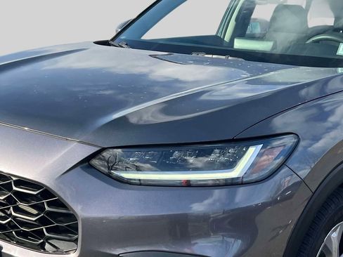 Used 2023 Honda HR-V LX image 8