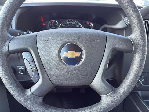 New 2025 Chevrolet Express 2500 w/ Enhanced Convenience Package image 15