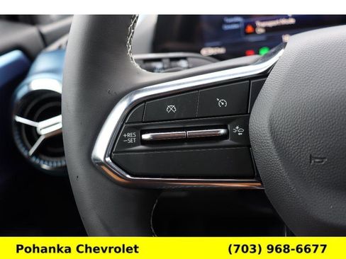 New 2026 Chevrolet Equinox EV LT image 12