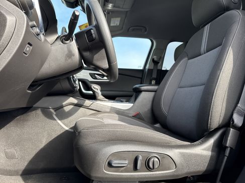 Certified 2025 Chevrolet Blazer LT image 16