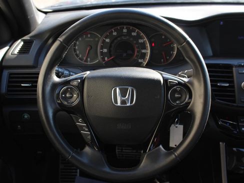 Used 2016 Honda Accord Sport image 23