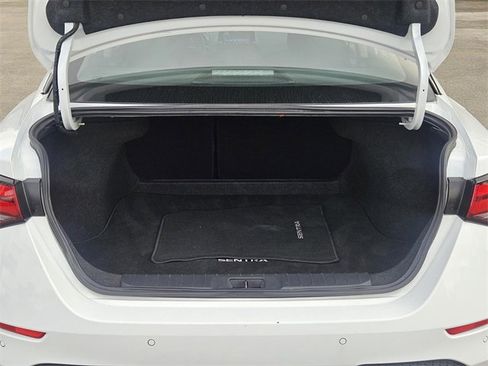 Used 2025 Nissan Sentra SV image 8