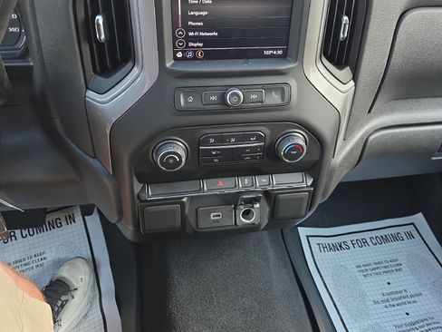 Used 2020 Chevrolet Silverado 1500 Custom image 18