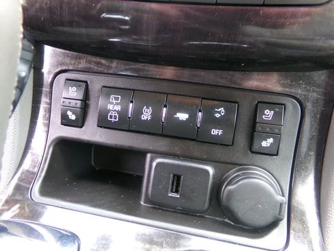 Used 2016 Buick Enclave Premium w/ Experience Buick Package image 22