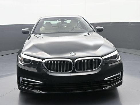 Used 2019 BMW 530i RWD image 2